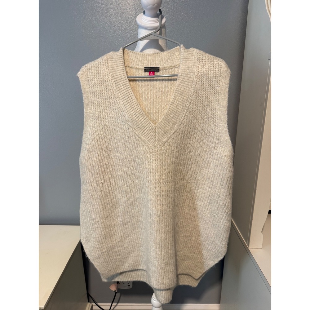 Vince Camuto Men's Cream Knit V Neck Sleeveless Sweater Vest M